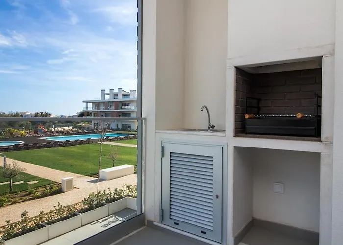 2 By Ici Algarve *
