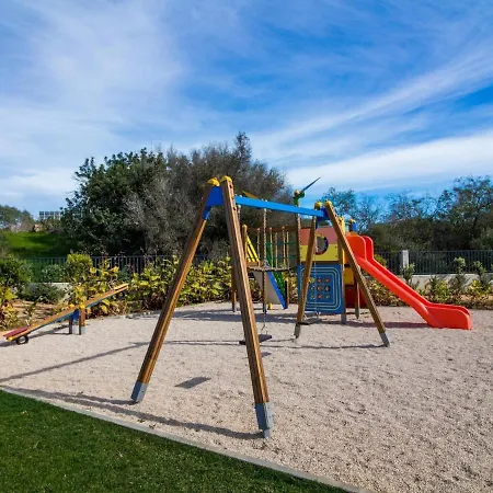 C - Luxurious & Playground & Garage Apartment
