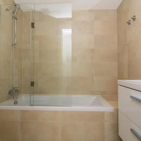 Apartment C - Luxurious & Playground & Garage Albufeira