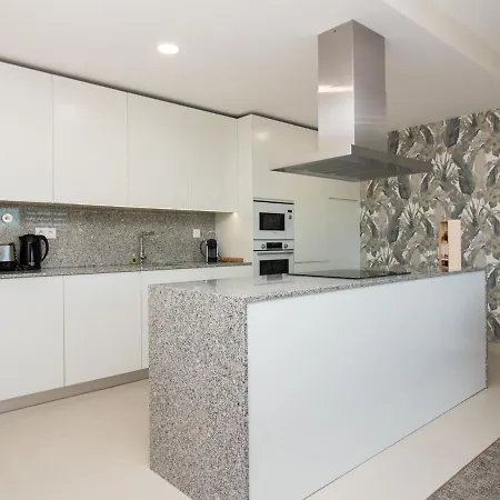 Apartment C - Luxurious & Playground & Garage