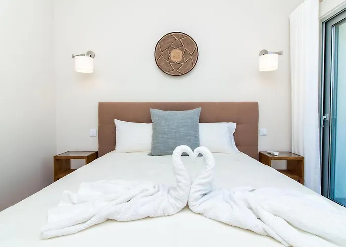2 By Ici Apartment